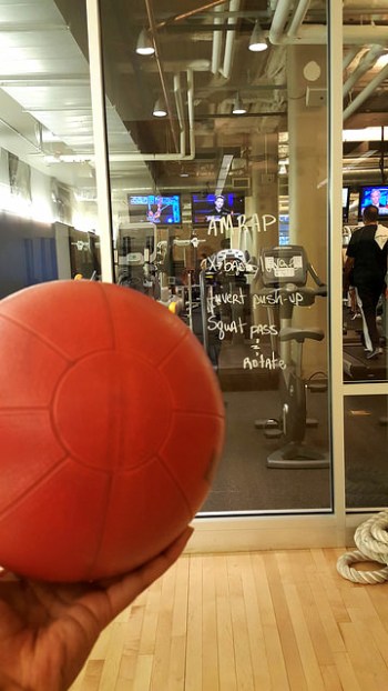 19448312073_6ba7d19451_z